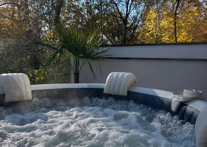 Magnifique T3 Standing Avec Jacuzzi En Supplement Parking Privee 公寓 *